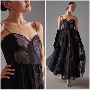 🌸 Black Floral Embroidered Cocktail Dress NWT 🌸